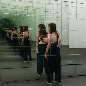 Meet your Posher, Alexia